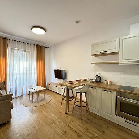 Apartment In The Heart Of Old Bazaar, Tirana - Hana Apartments Buitenkant foto