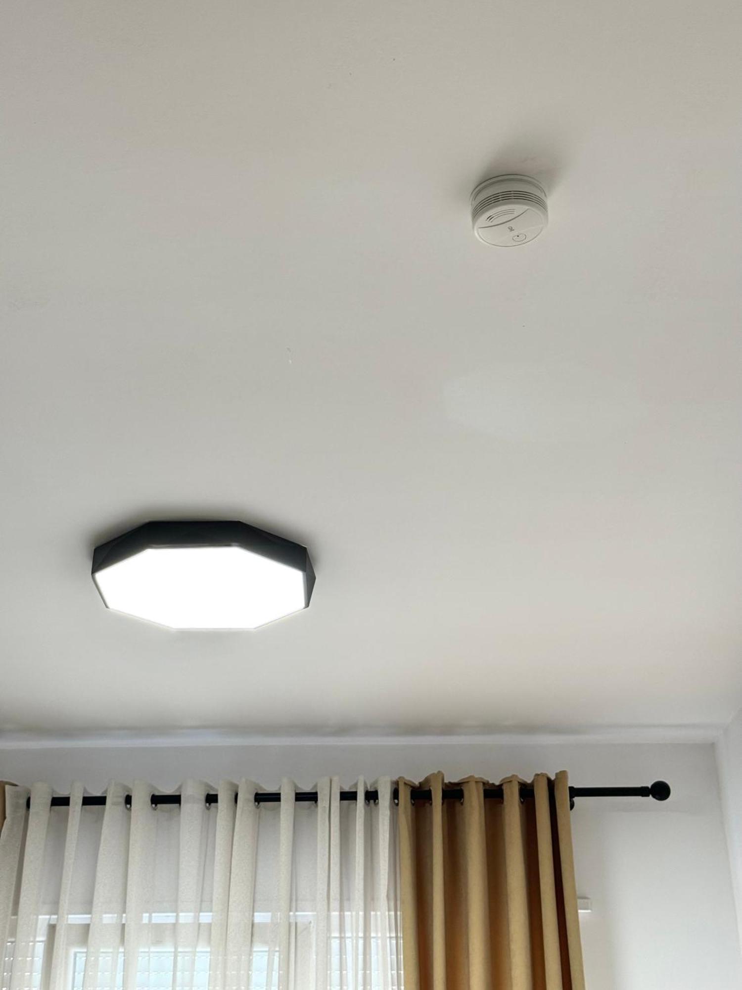 Apartment In The Heart Of Old Bazaar, Tirana - Hana Apartments Buitenkant foto